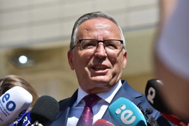 Takimi me Kurtin, Hamza: Kërkojmë aprovimin final të Ligjit, pastaj PDK e gatshme të gjejë zgjidhje për presidentin dhe të japë votat