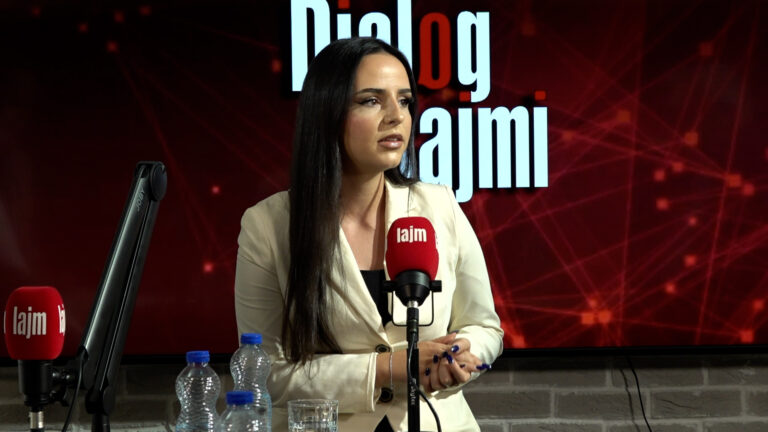 Studentët e UEJL-së paralajmërojnë protesta: Provimin e jurisprudencës e duam në shqip!