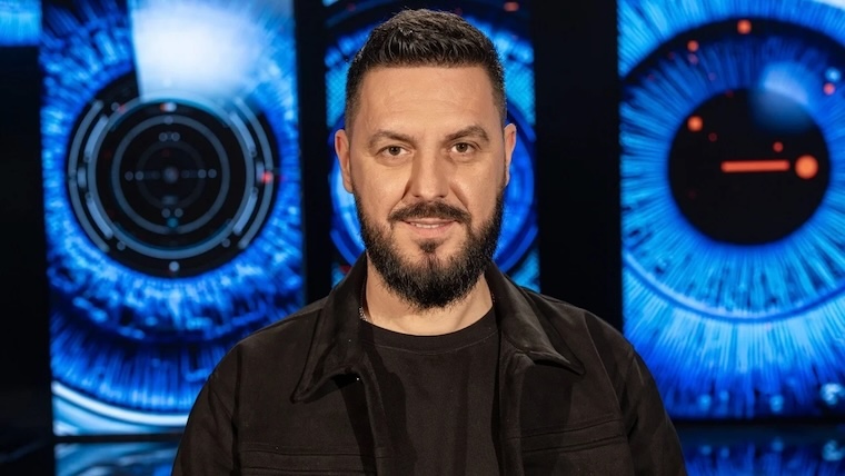 Miri reagon me ironi ndaj Rogertit: Dy mesazhe që tronditin rrjetet sociale!