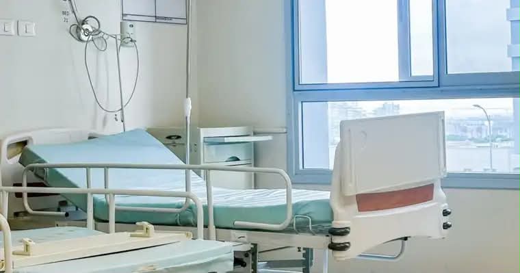 Nuk ka vende të lira në Klinikën e Neurologjisë, nga goditjet në tru po preken edhe pacientë më të rinj